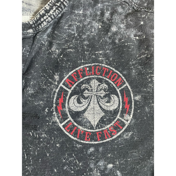 Affliction Life Fast Men's T-Shirt Size M Buttons Embroidered Black Shirt Cross - Picture 5 of 12